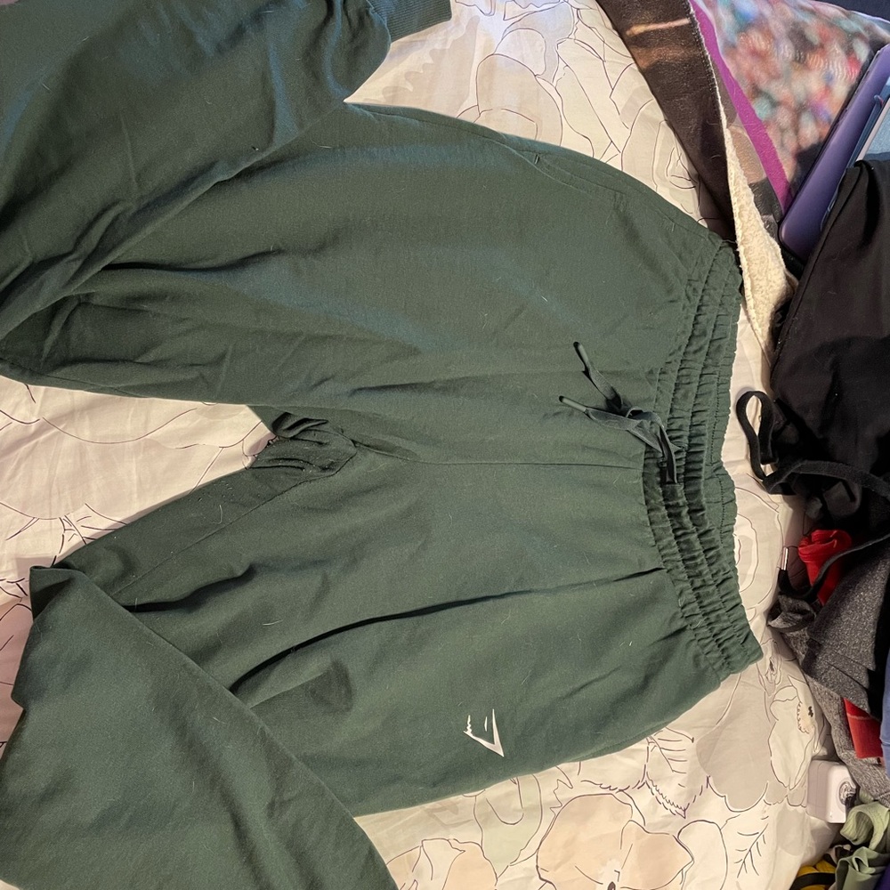 Gymshark geeen joggers
